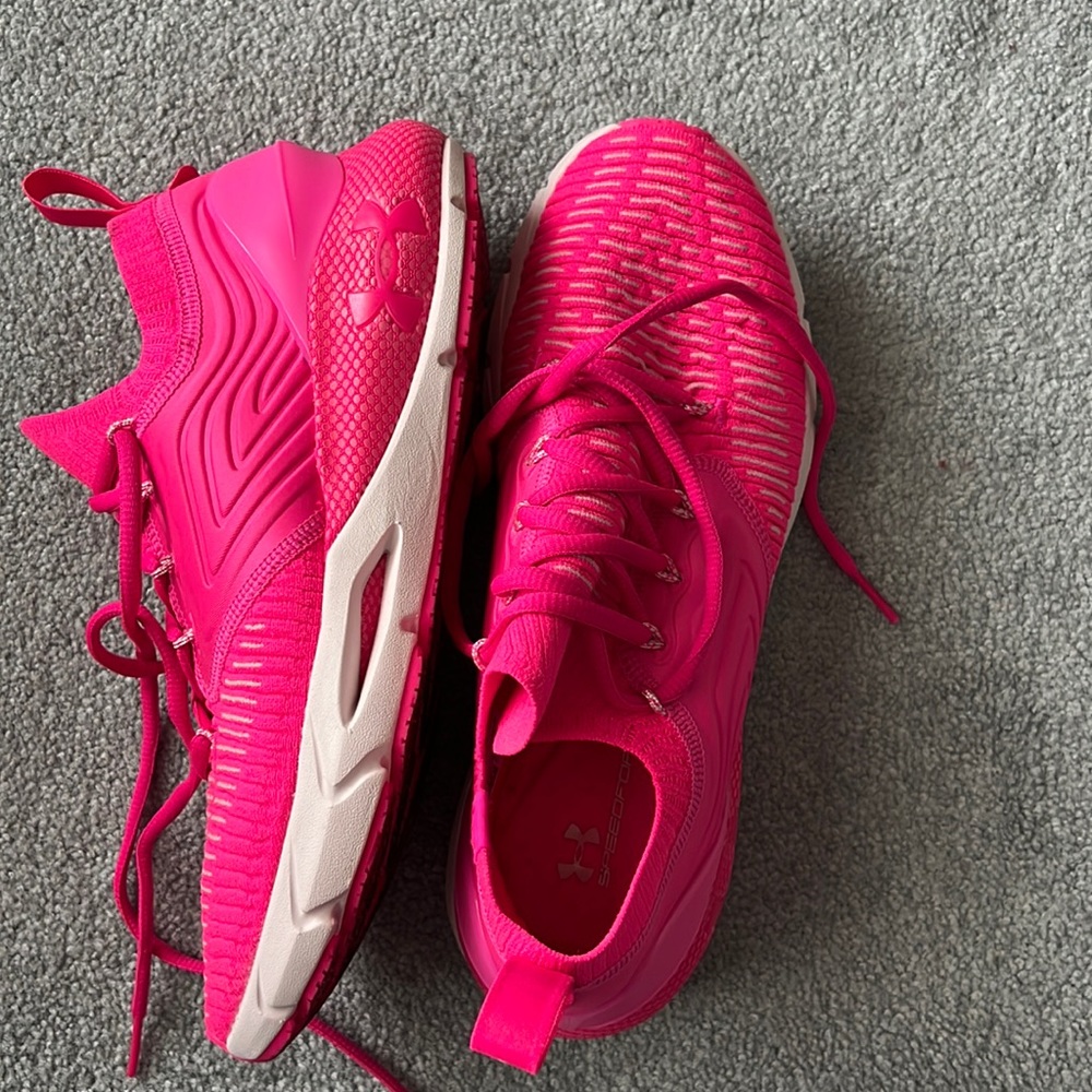 Under Armour speedform shoes